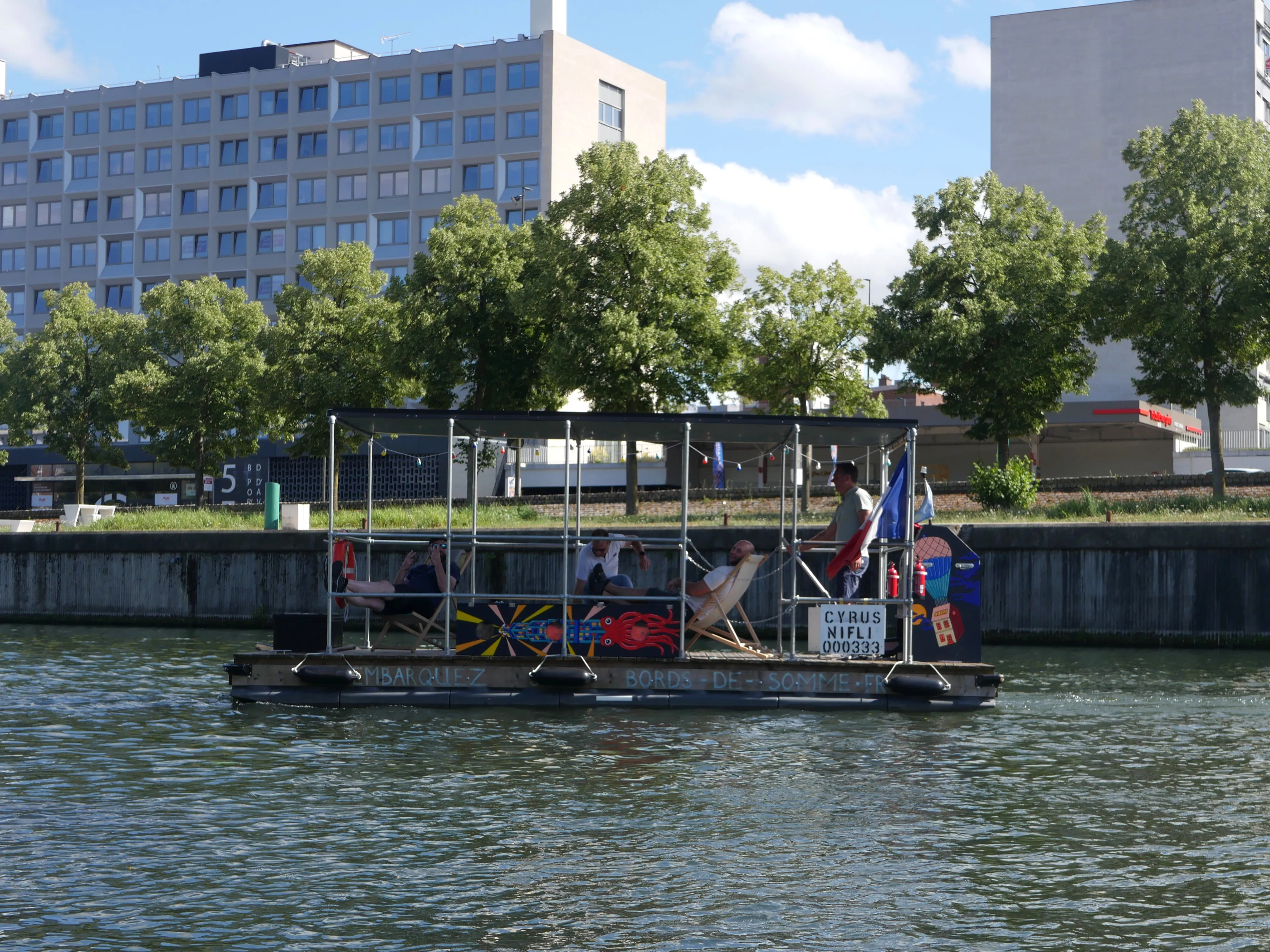 DES TERRASSES FLOTTANTES