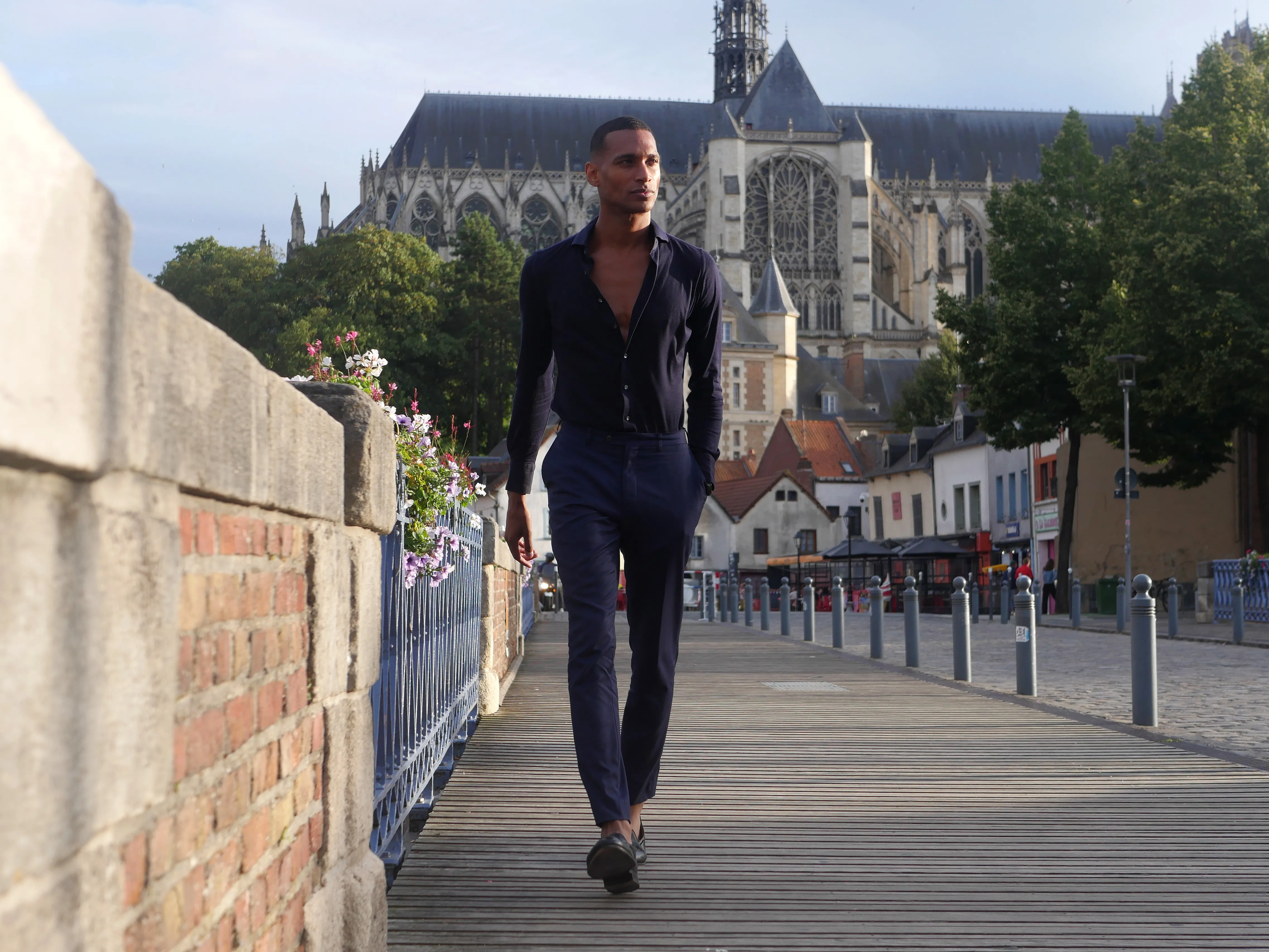 UN MANNEQUIN À AMIENS