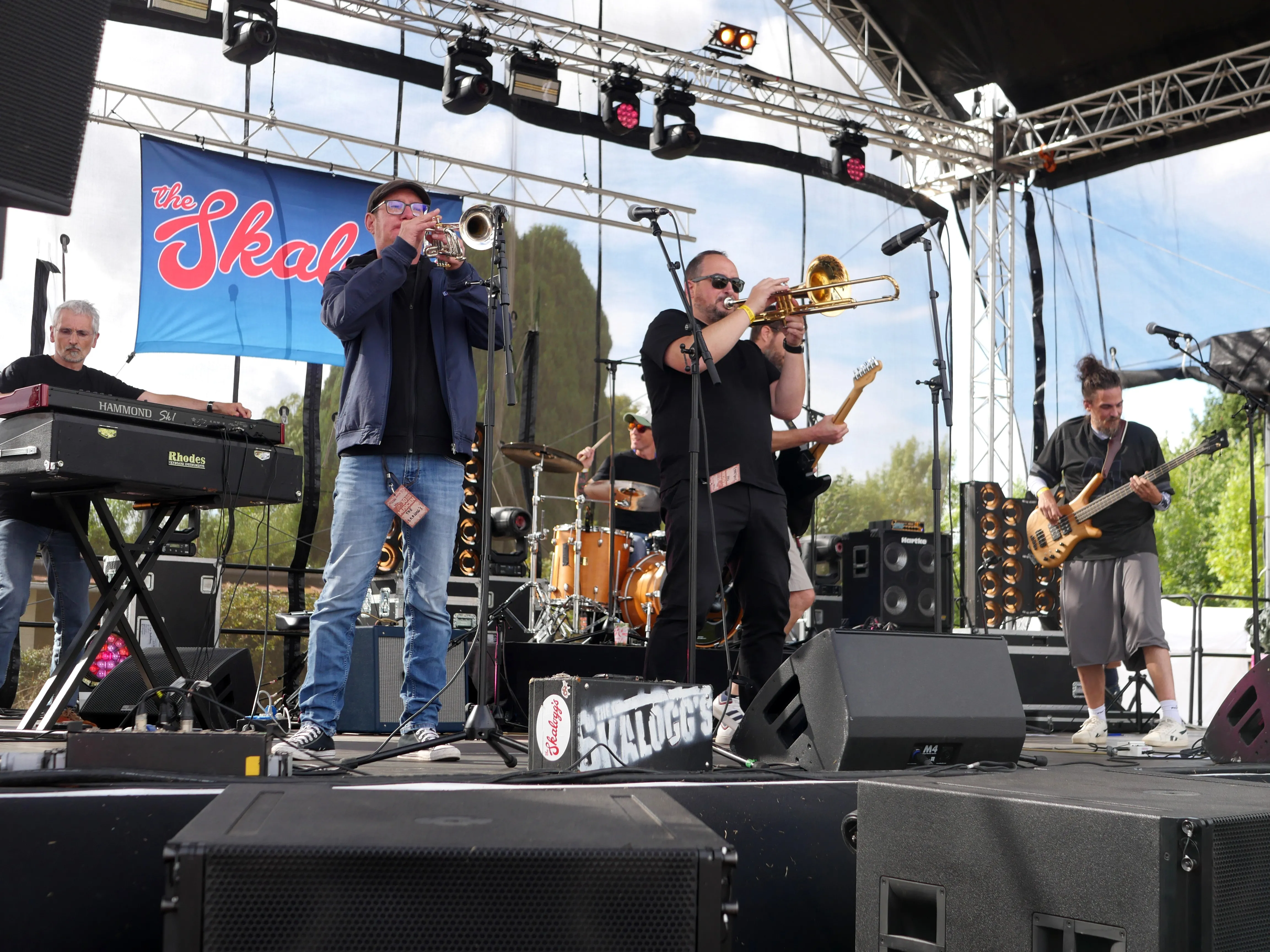 ROCK, RENCONTRES & REVELLES