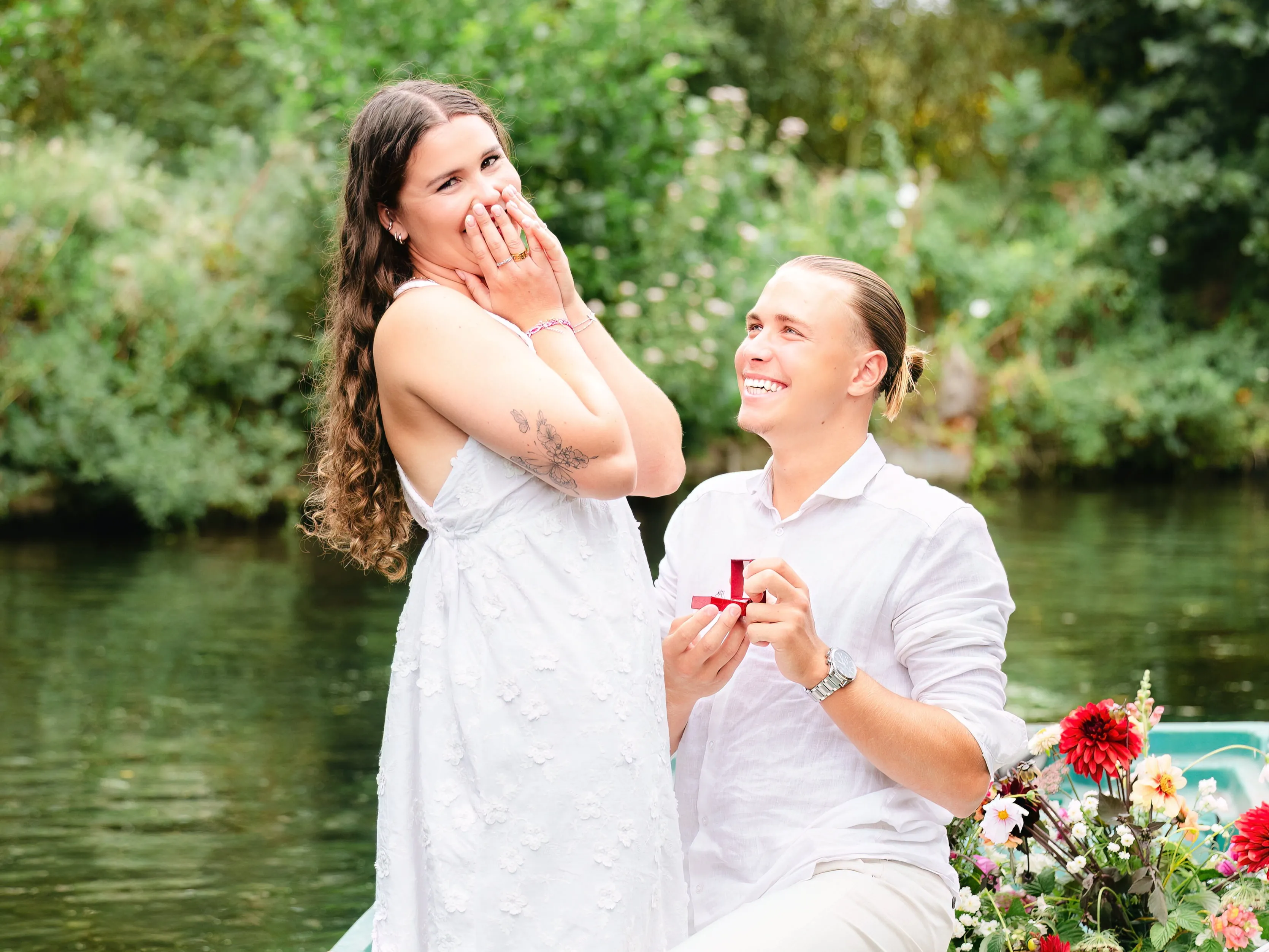 ROMANCE AU FIL DE L'EAU