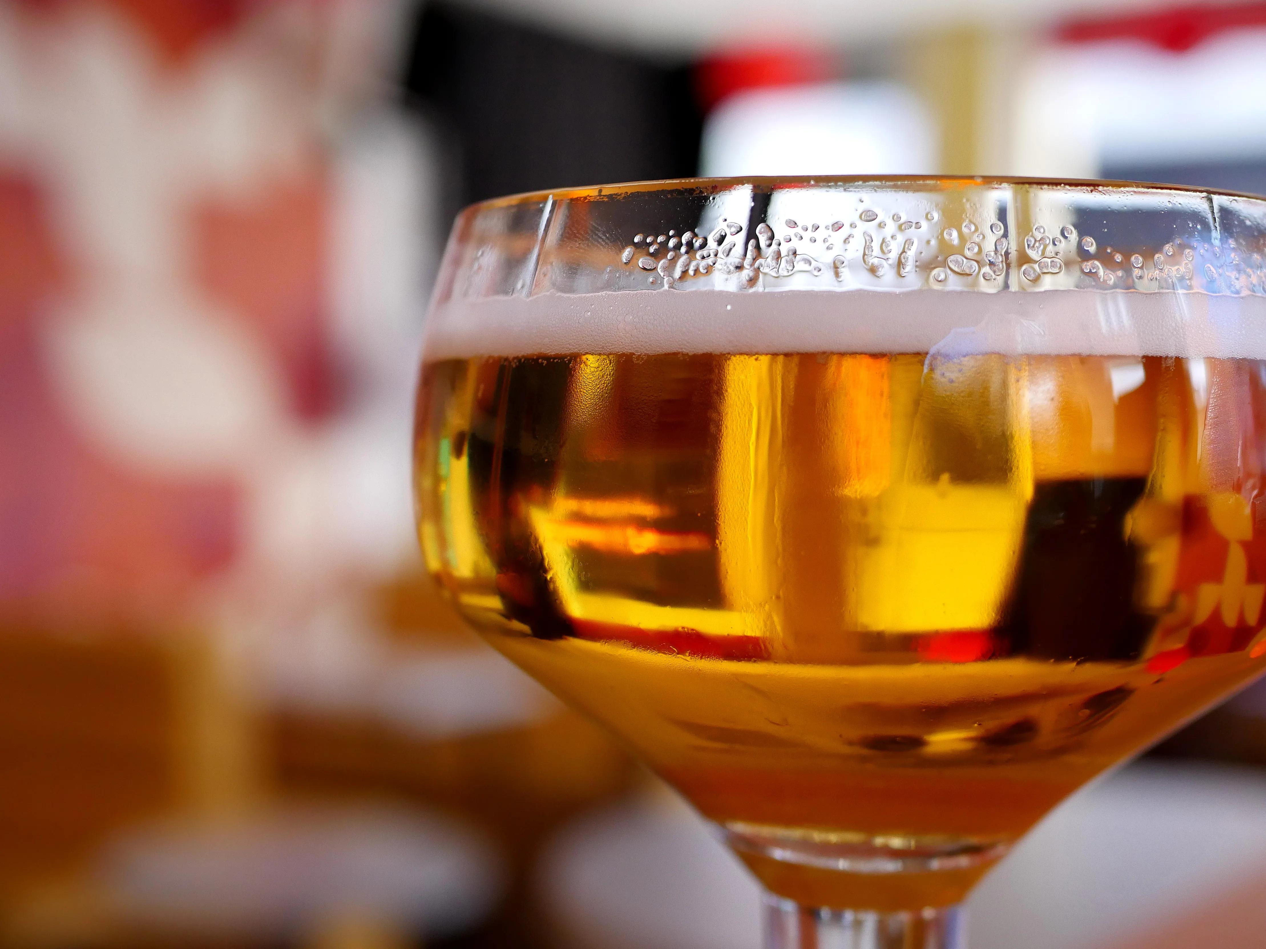 TRINQUONS À LA BONNE CAUSE