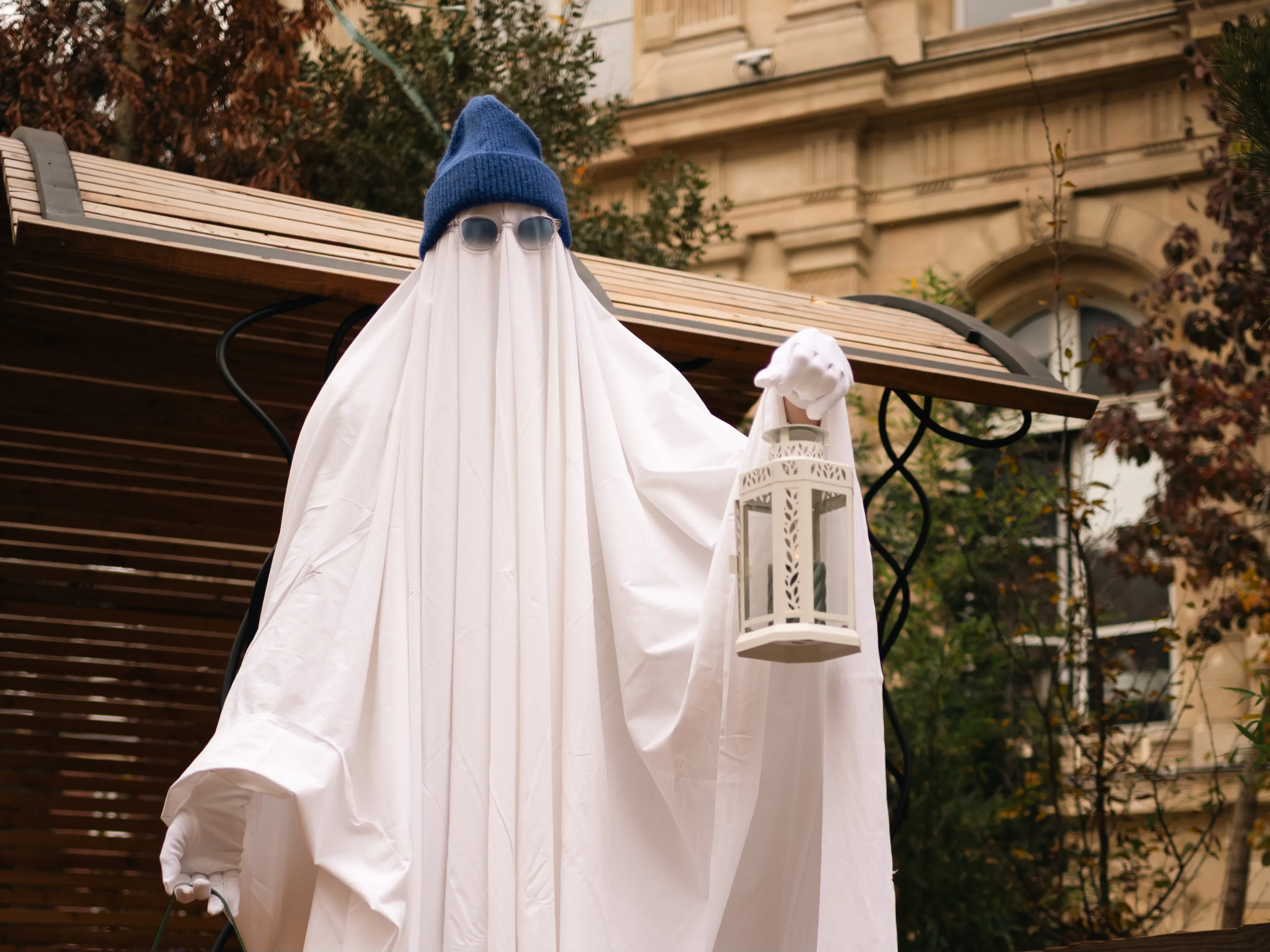 LE FANTÔME DE L'HÔTEL DE VILLE