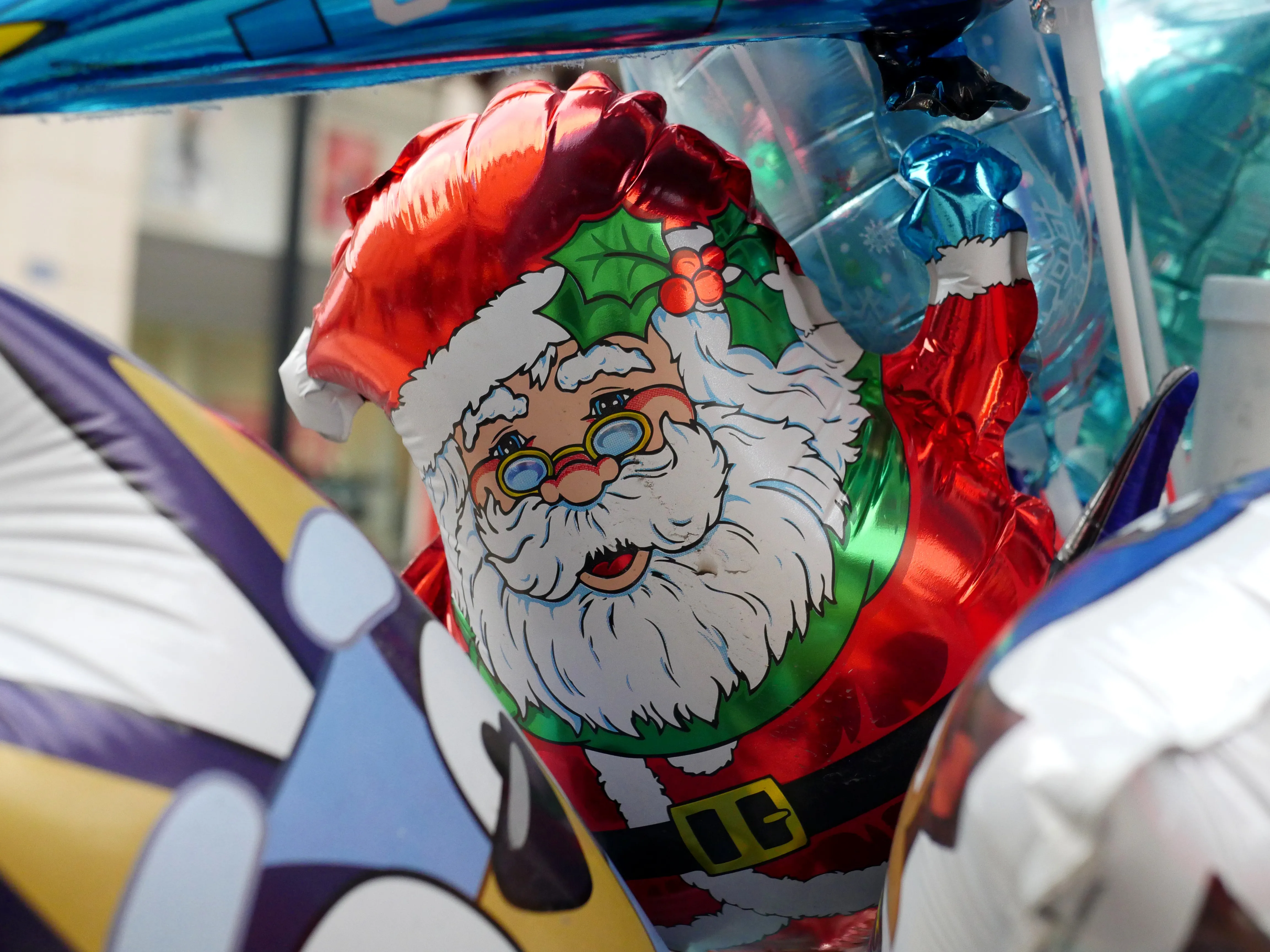 LE MARCHÉ DE NOËL EST OUVERT