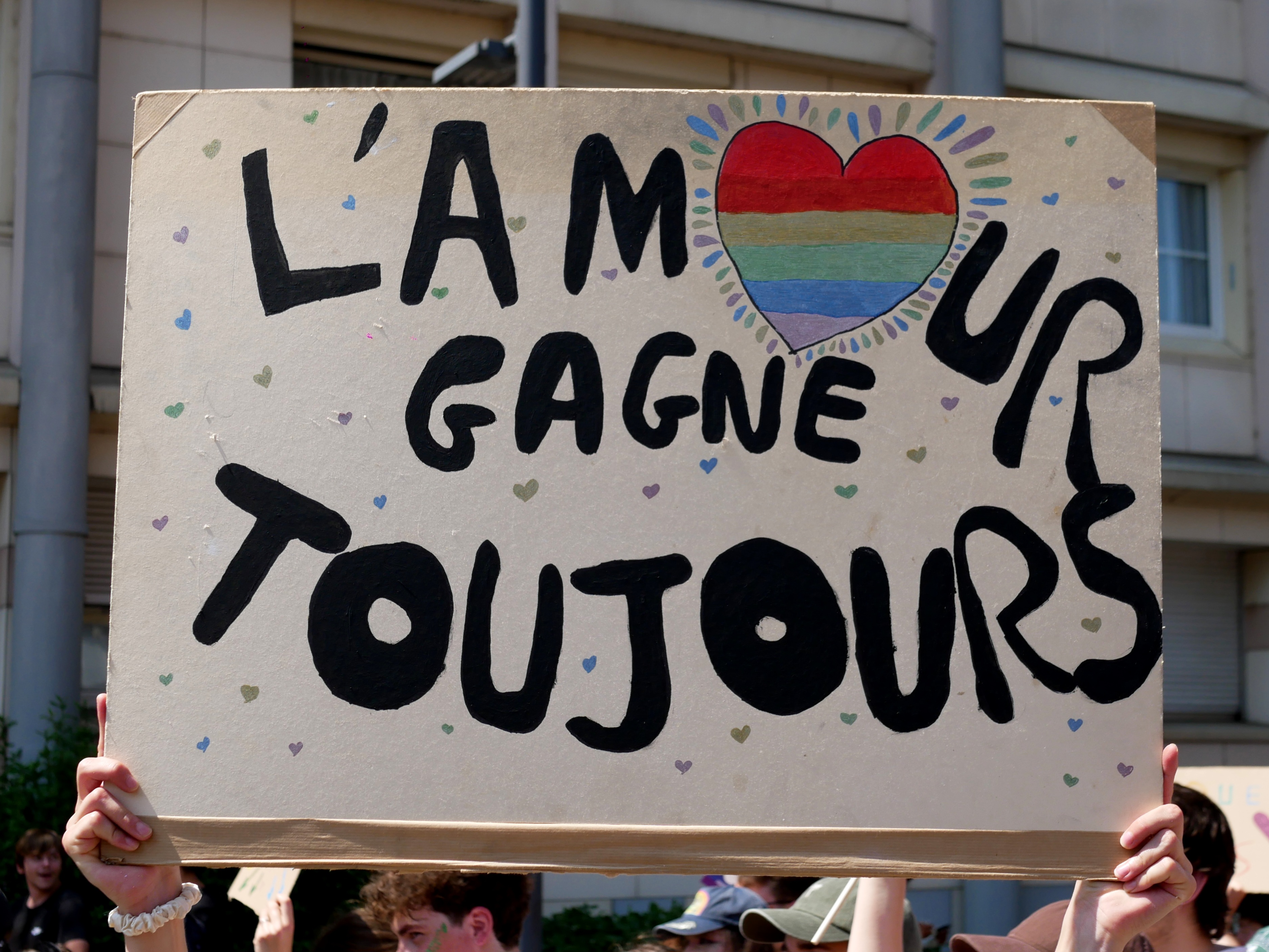 L'AMOUR L'EMPORTERA TOUJOURS