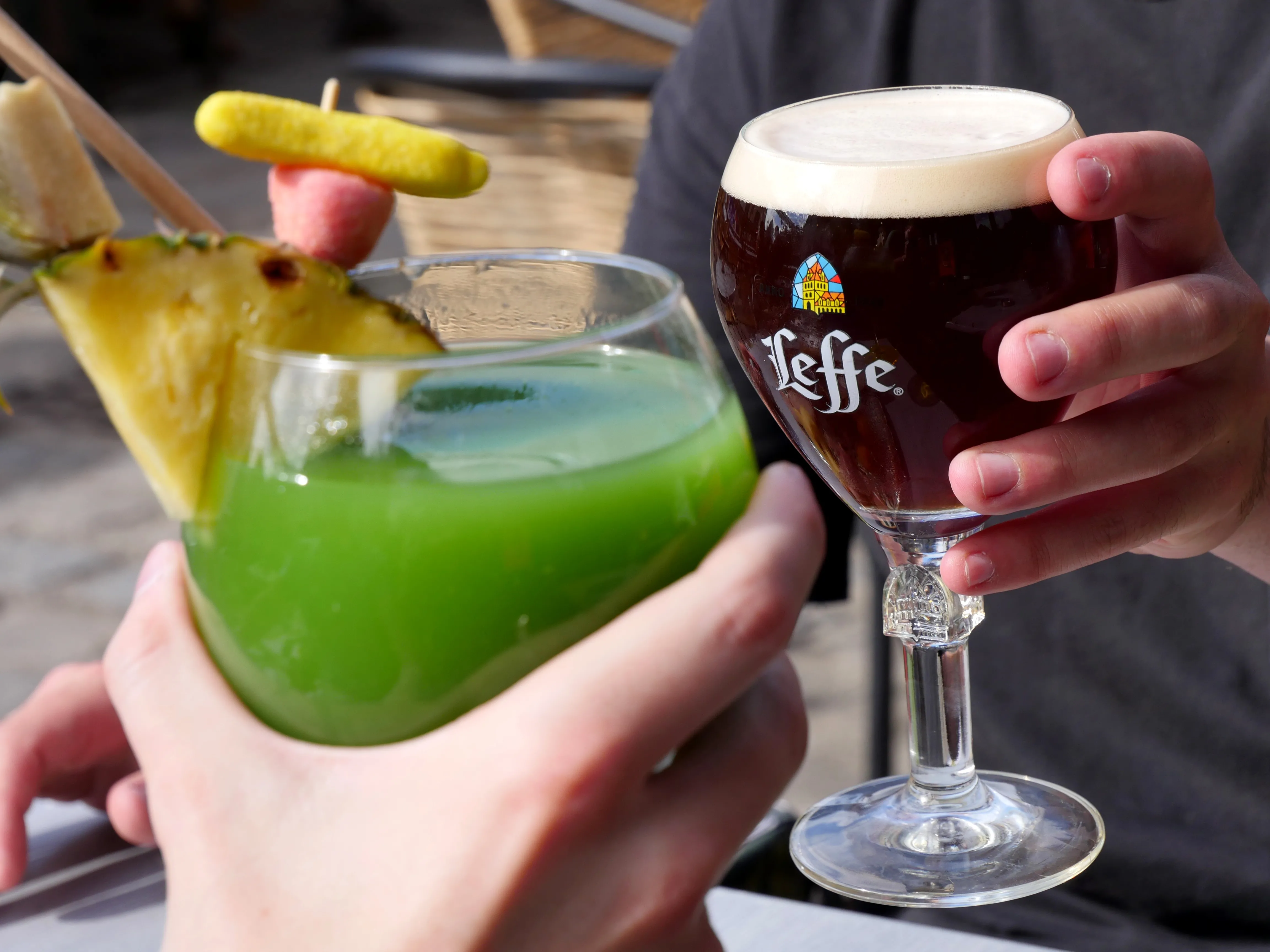 NOS AMIS LES BELGES