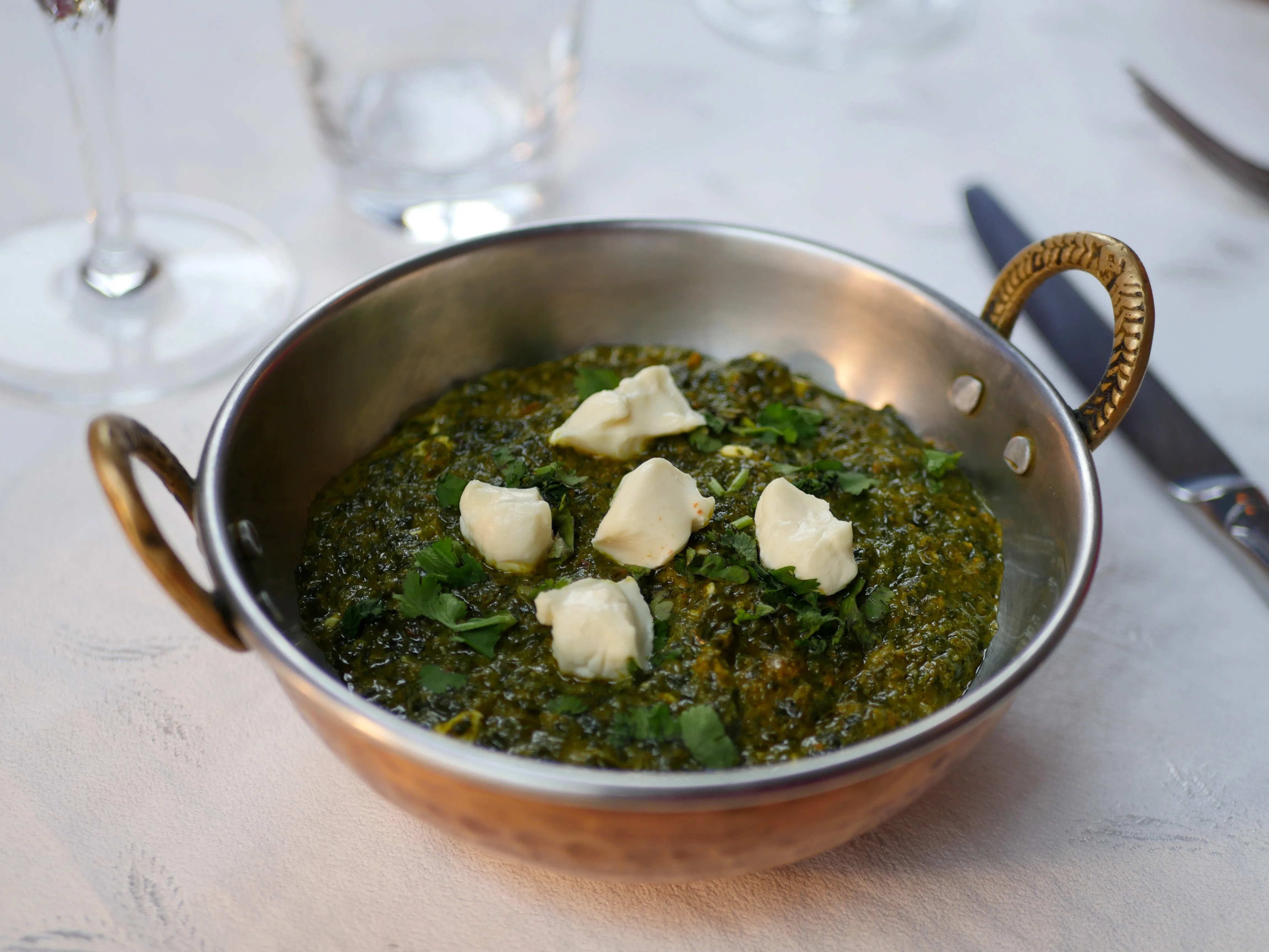 À L'ASCENSION DE NOUVELLES SAVEURS