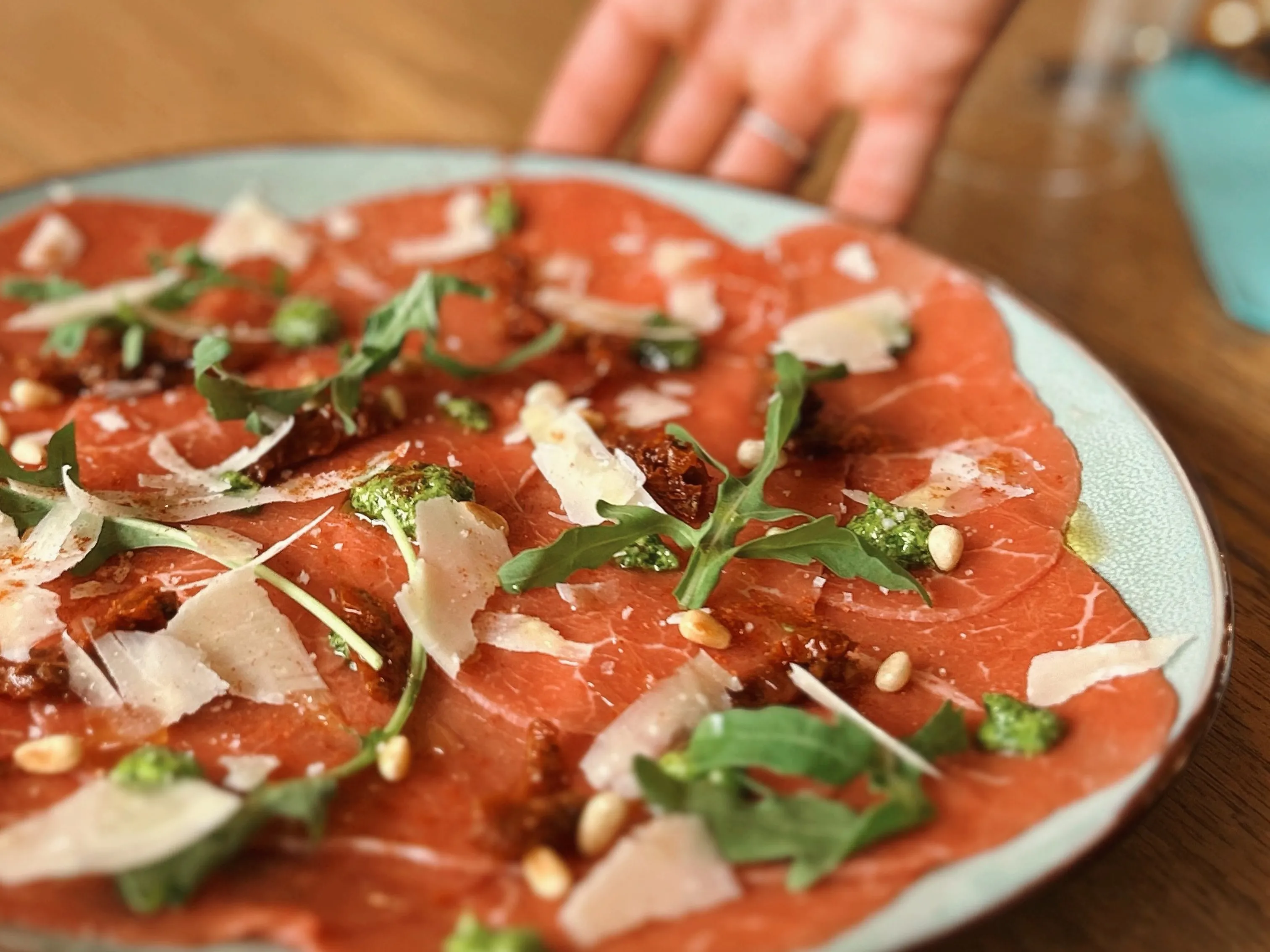 Restaurant convivial, fait maison et ambiance unique chez Grimp’A Bloc