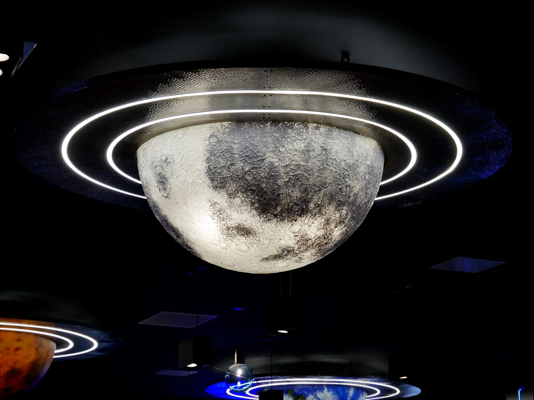 LE BUFFET DE L'ESPACE